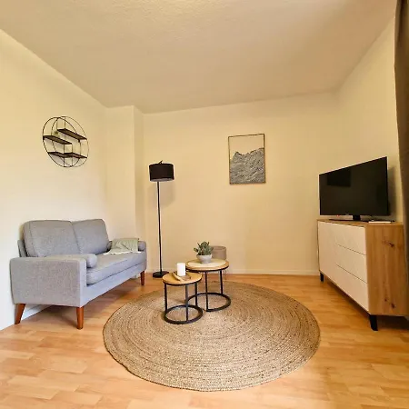 Langzeitmiete Zentral Mit Balkon
