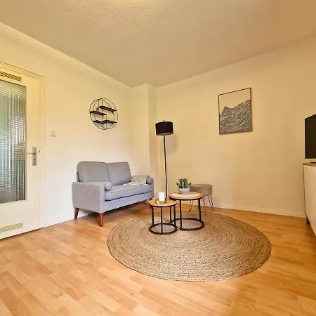 Langzeitmiete Zentral Mit Balkon